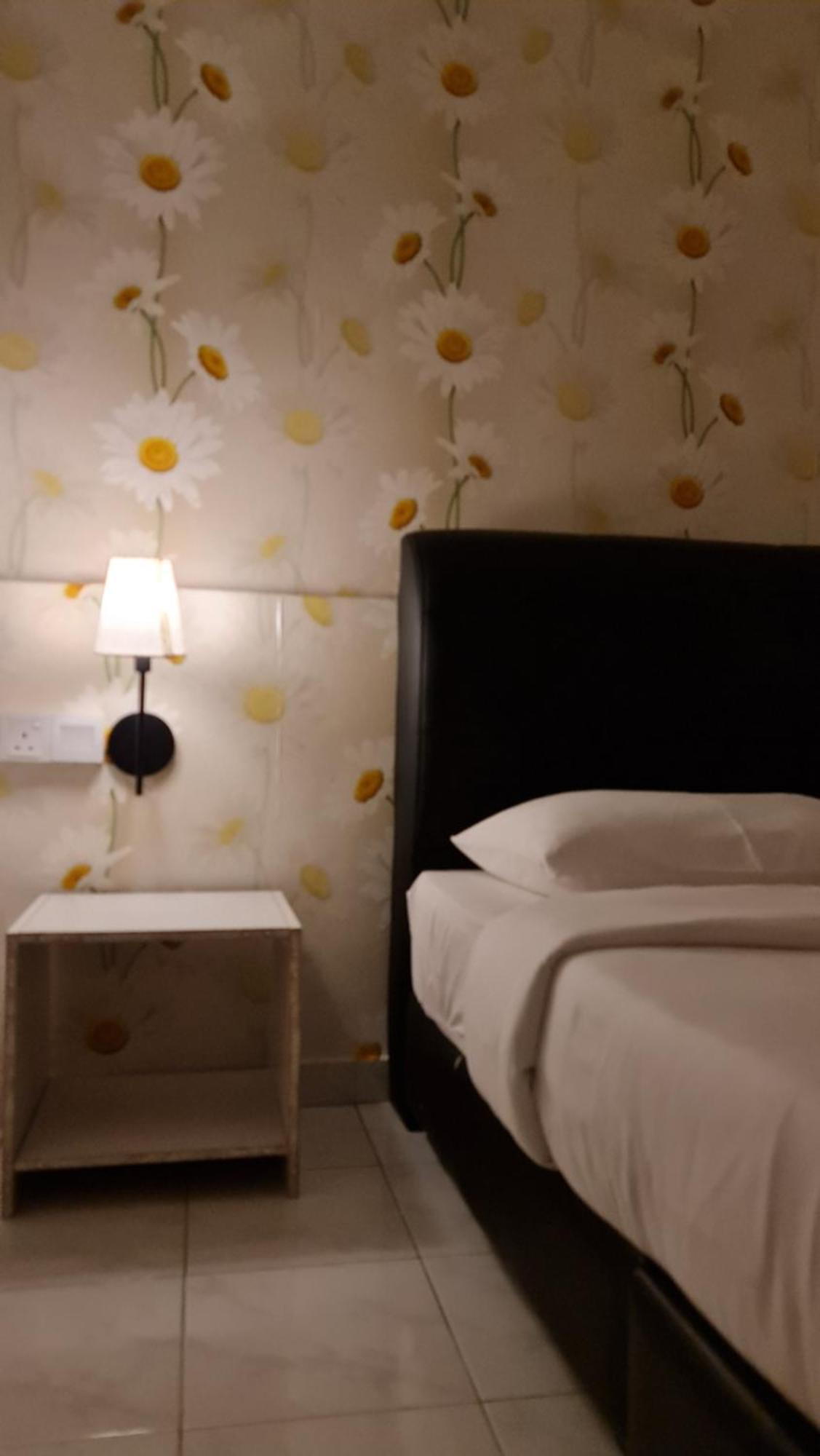 Jade Guesthouse Jonker Melaka Extérieur photo